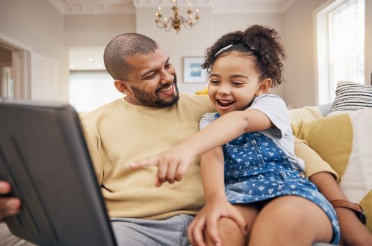 famille père fille épargne